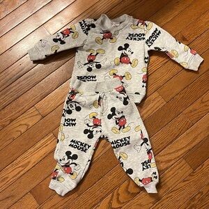 Two piece Mickey set